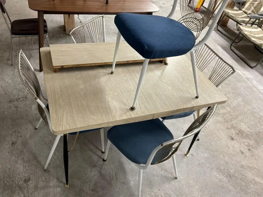 Mid-Century Style Dining Set - Table & 4 Chairs