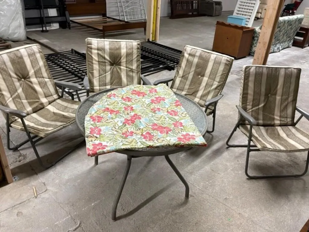 Patio Table & 4 Chairs - 5pc Set