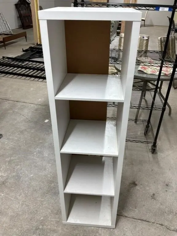 White Shelving Unit with 2 Metal Baskets
