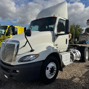 2020 International RH613 day cab