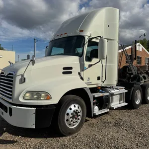 2017 Mack CXU613 Pinnacle day cab