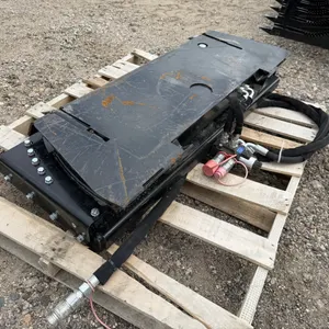 Hyd tilt plate w/ skid steer quick attach