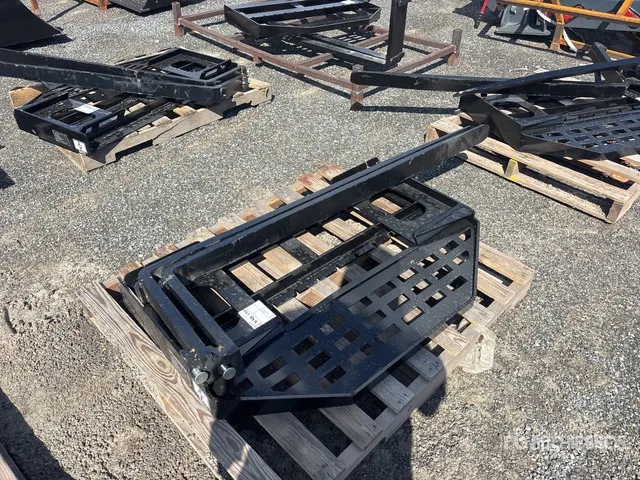 2026 GIYI GY-DHC 59 in Skid Steer Forks (Unused)