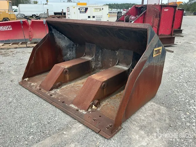 Cat 95 in High-Tip Wheel Loader Bucket - Fits Cat IT38