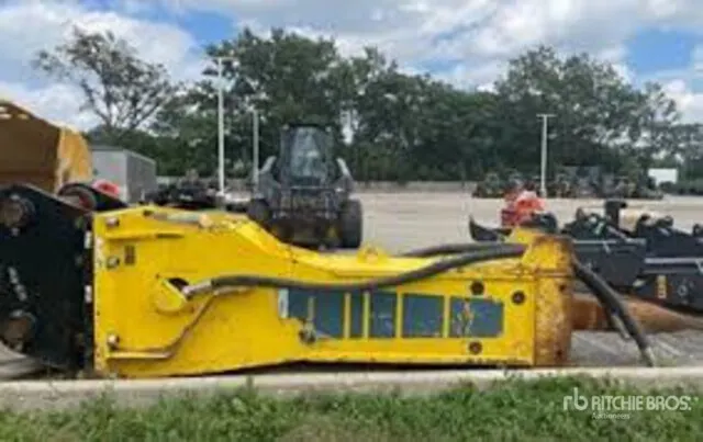 2017 Atlas Copco EC80T Hydraulic Breaker
