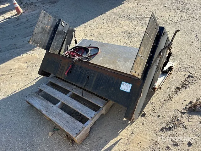 Maxon ME2 Pickup Truck Liftgate
