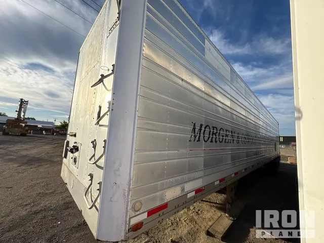 1980 Utility VS2RS 45 ft T/A Van Trailer