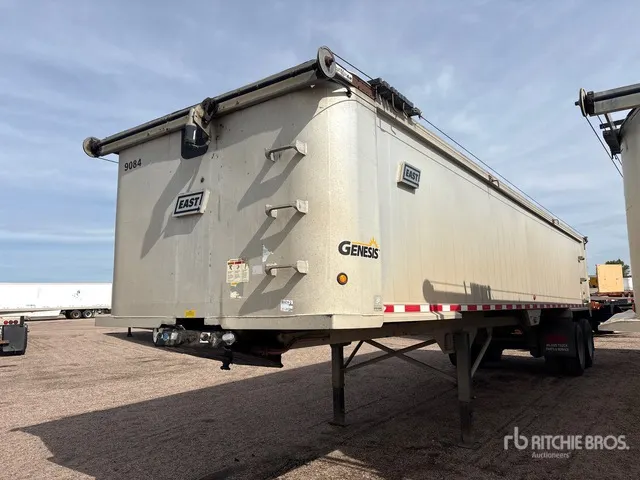 2015 East 35 ft T/A Frameless End Dump Trailer