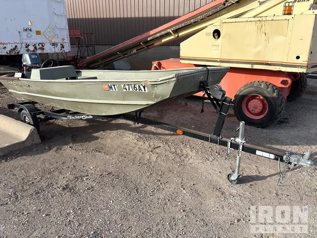 2005 Crestliner Cr1448tsts 14 ft Fishing Boat w/2006 HLT limited 1612BS Trailer