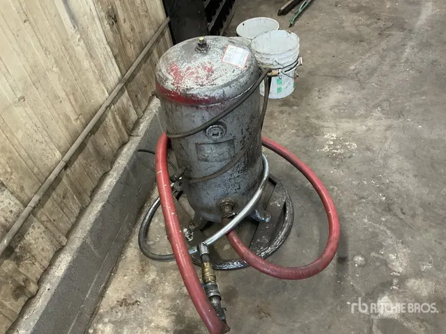 Pneumatic Tire Bead Setter