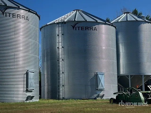 Viterra +/- 9500 bu 6 Ring Grain Bin
