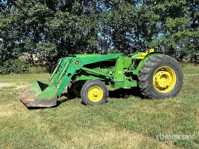 John Deere 2130 2WD Tractor