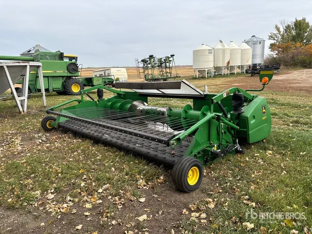 2012 John Deere 615P 15 ft Combine Pickup Header