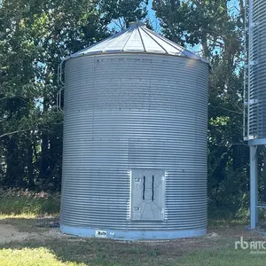 Westeel Rosco +/- 2000 bu 6 Ring Grain Bin