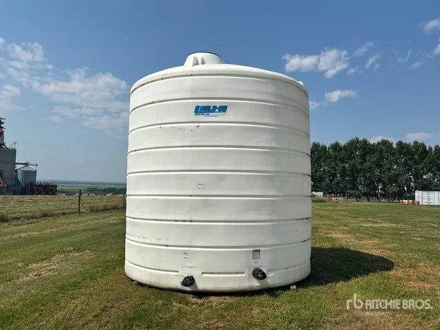 Hold-On 10000 gal Fertilizer Tank