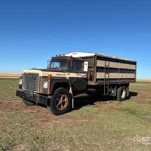 1977 International Loadstar 1800 4x2 Grain Truck
