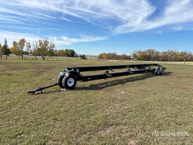 Stud King D42 42 ft Header Transport Trailer