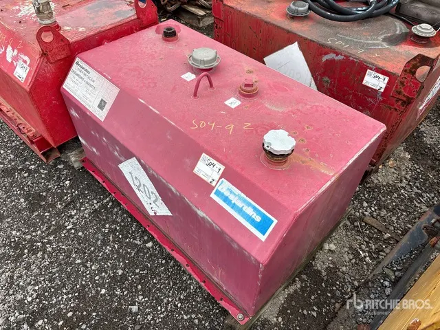 449 L Skid Mounted Steel Gasoline Fuel Tank