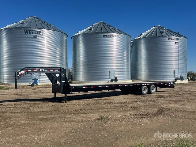 2015 PJ Trailers 36 ft T/A Gooseneck DRW Flatbed Trailer
