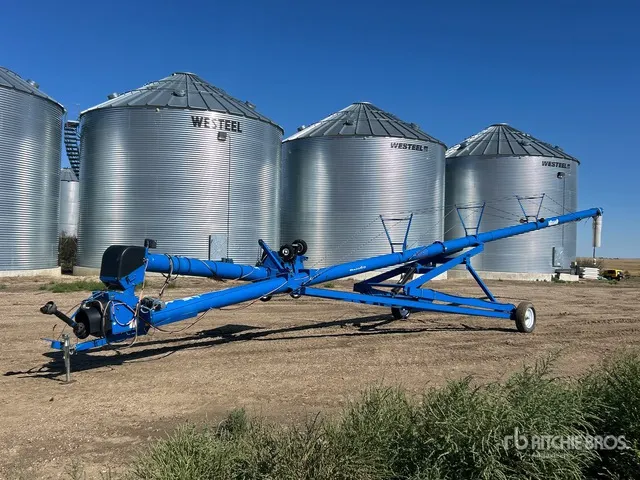 2007 Brandt 1060 10 in x 60 ft Swing Grain Auger