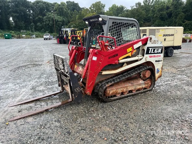 2019 Takeuchi TL6R Compact Track Loader