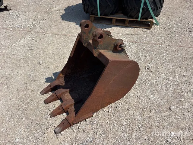 Ditch Witch MX27 18 in Digging Excavator Bucket