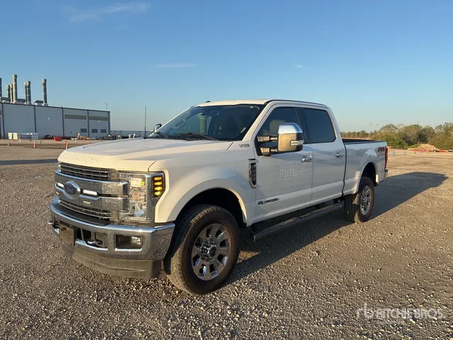 2018 Ford F-250 4x4 Crew Cab Pickup