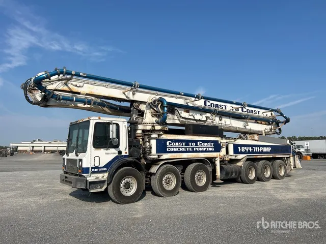 2000 Putzmeister M55 55 m on 2000 Mack MR688S 12x6x6 Concrete Pump Truck