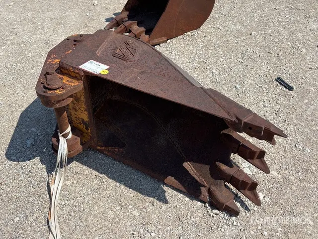 ADCO/Hensley 10V20 18 in V-Ditching Rock Backhoe Rear Bucket
