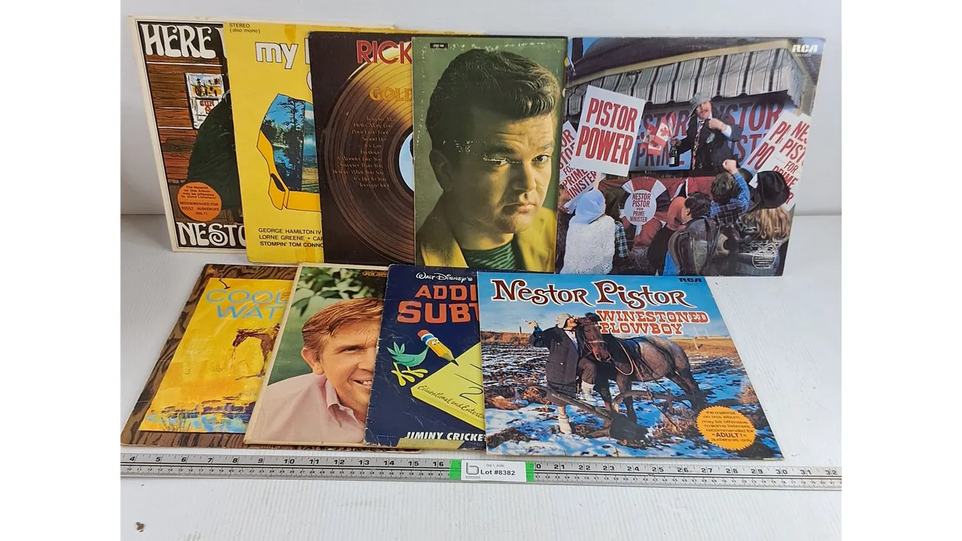 (9) Records Featuring (3) Nestor Pistor,Buck Owens,Conway Twitty and more