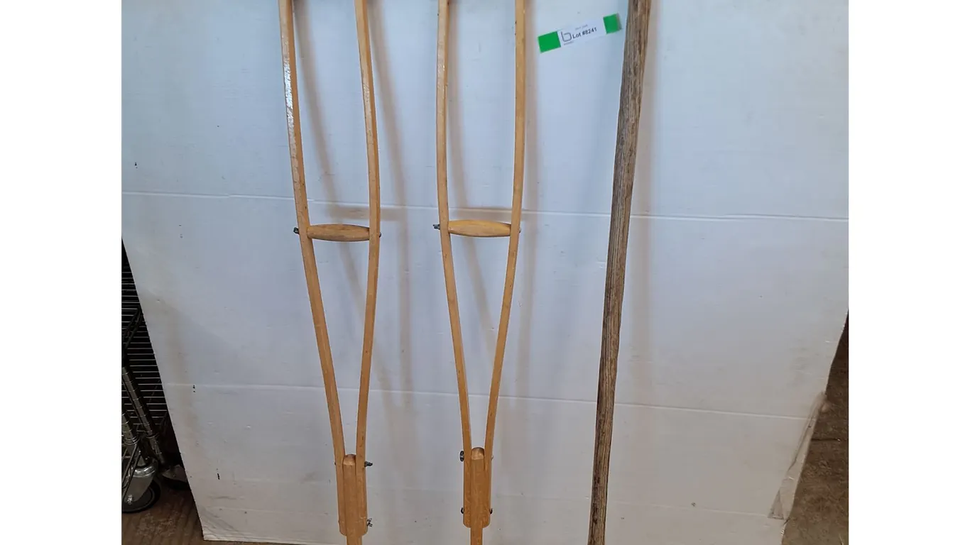 **Crutches & Garden Hoe - PICKUP ONLY