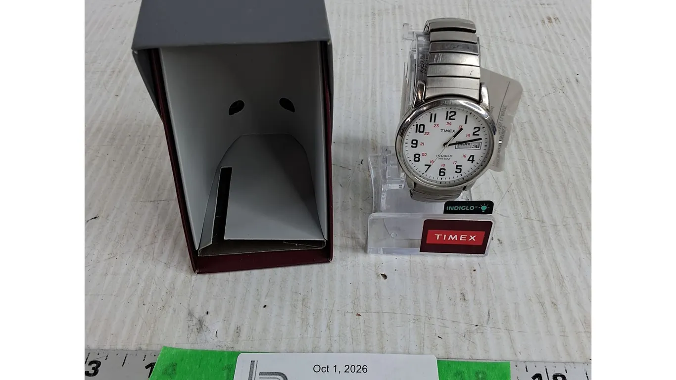 Timex Indiglo Quartz Watch - Powers On, As Is