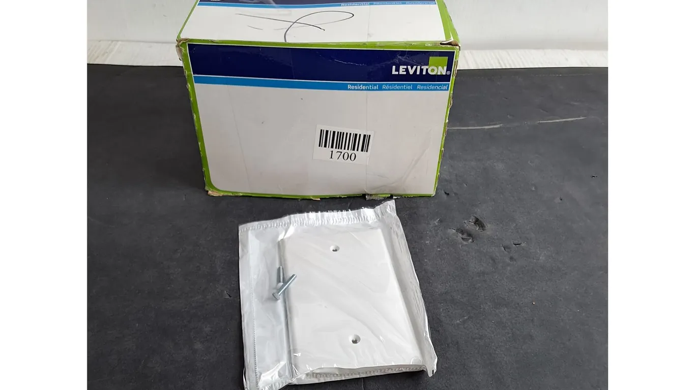 Box Of Wall Plates (NIB)