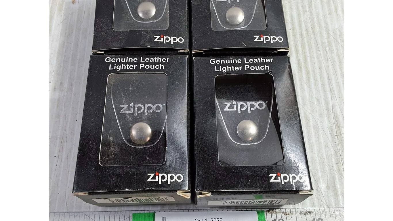 (4) Zippo Genuine Leather Lighter Pouch