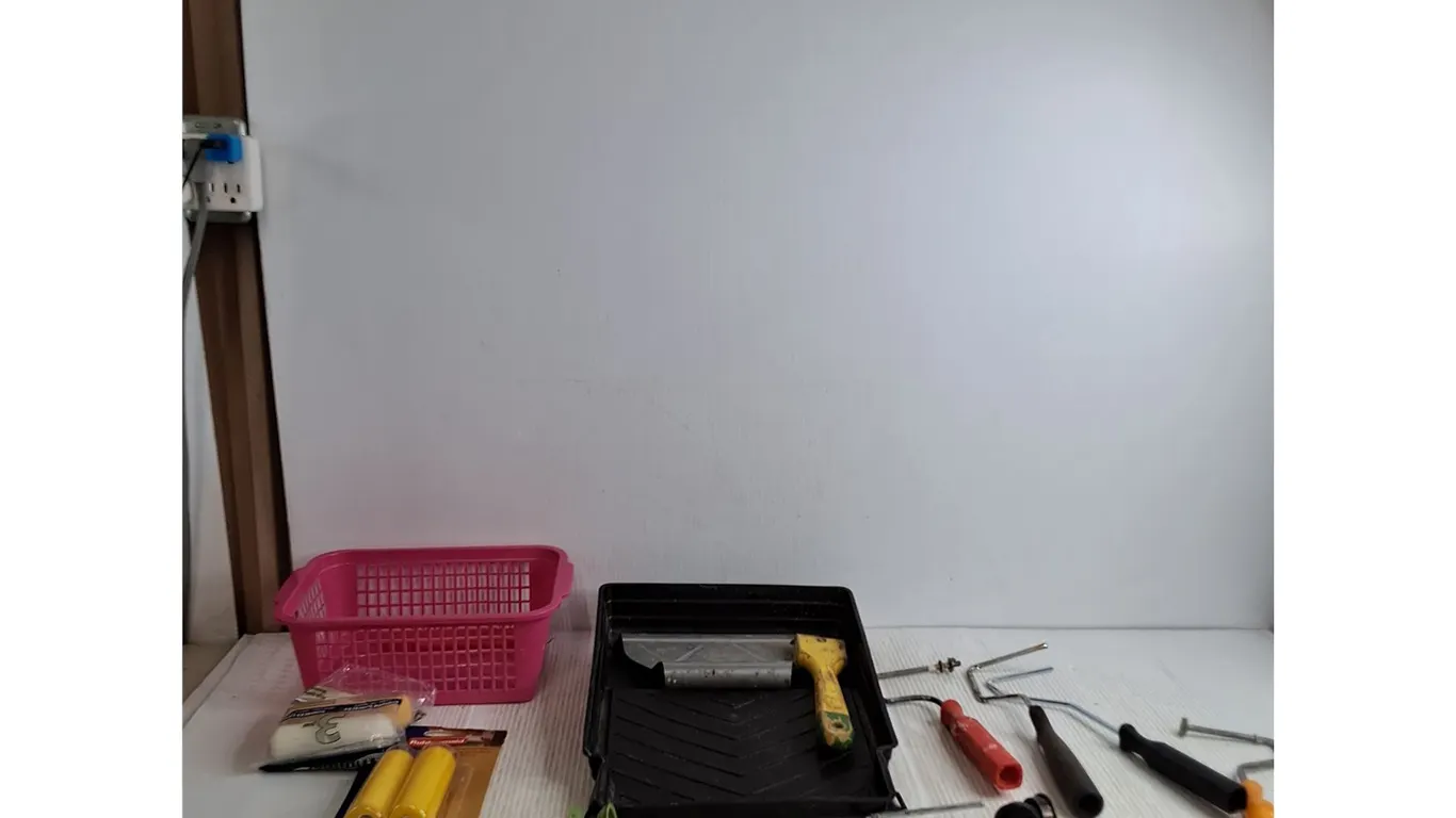 Assorted Small Paint Rollers & Trays, Misc Painting Supplies