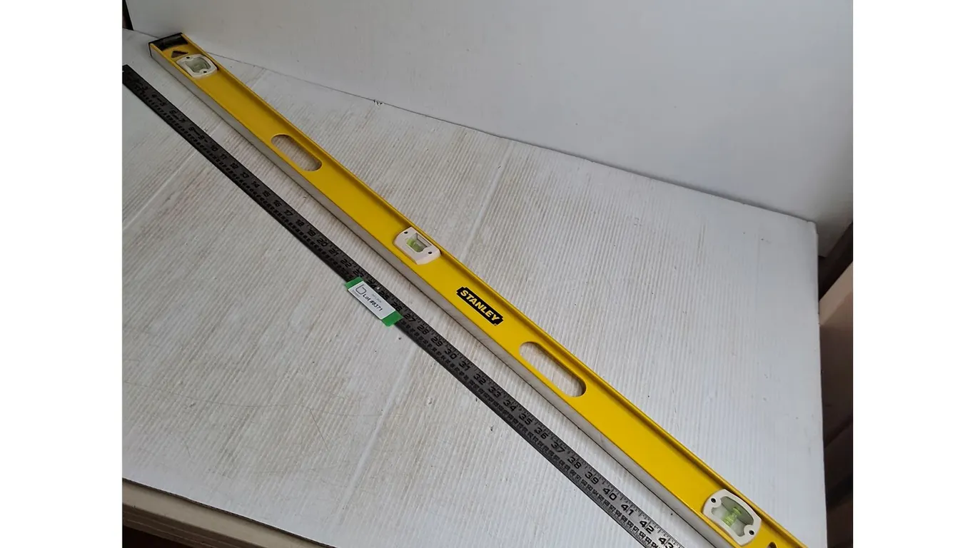 Stanley 4' Level - Pickup Only