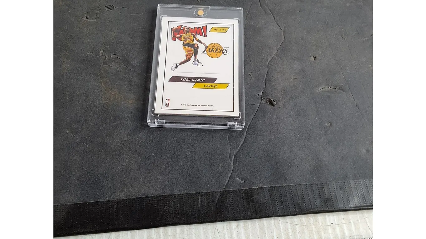 2018 Panini Rewards Kaboom! Kobe Bryant (#K-KB) Trading Card ( cannot authenticate)