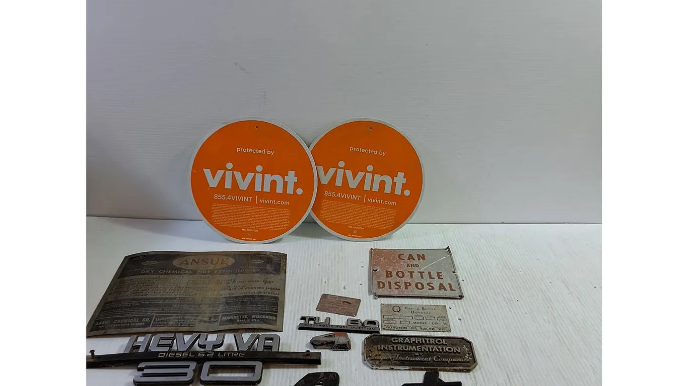 Vintage Equipment/Advertising Plates
