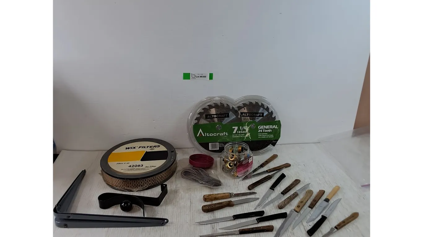 (2) 7 1/4" Saw Blades, Wix Air Filter, (16) Knives, (10+) Screw-In Glass Plug Fuse