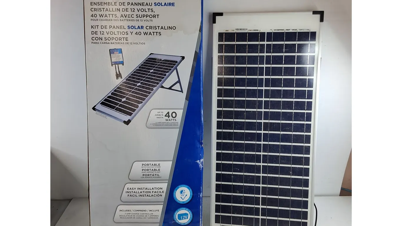 *Coleman 40 W 12V Crystaline Solar Panel w/Stand - As Is