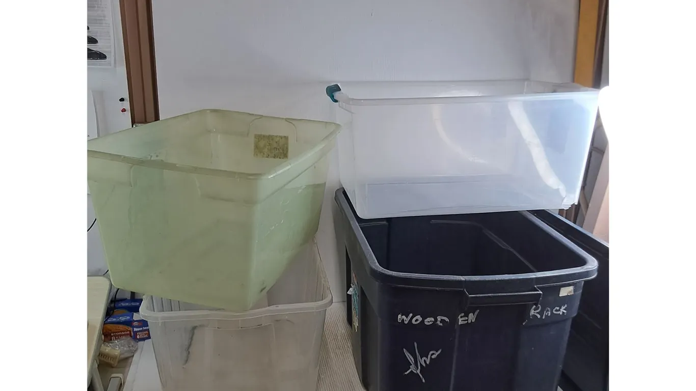 (4) Storage Bins - Largest 25x17x17" - Cannot Ship