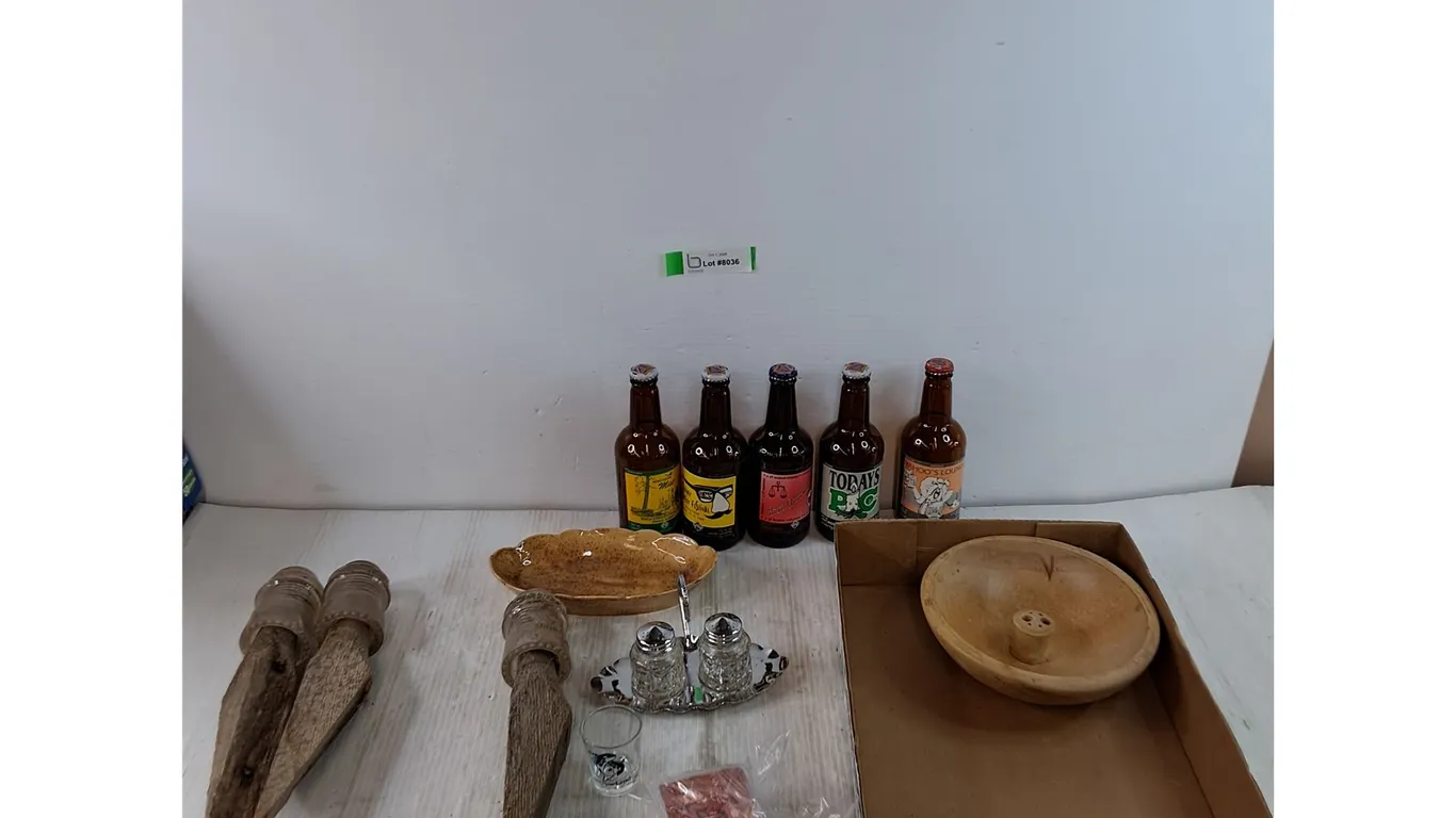 (3) Glass Electrical Insulators, Marineland Shotglass, (5) Bottles, (50+) 72 Hockey Cards, Misc