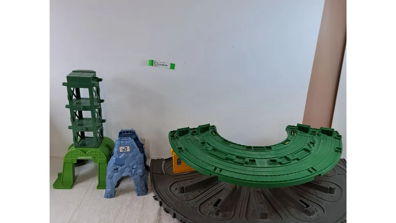 Large Railroad Trainyard Toy Playset Base As-Is No Trains