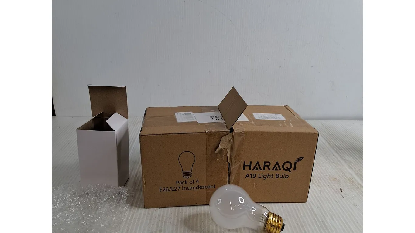 (8) Lightbulbs (NIB)