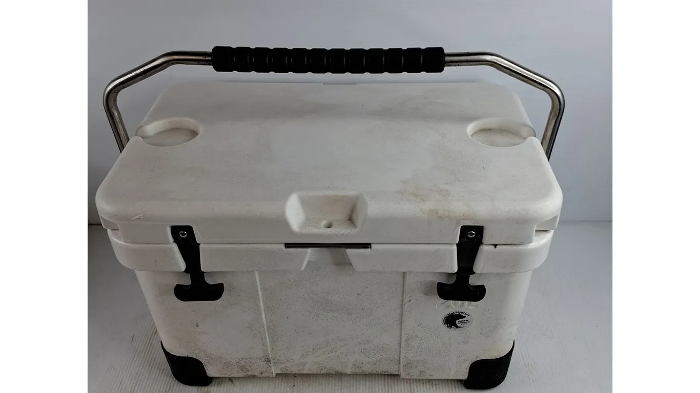 *20L Cooler 20" x 12" x 14", Pickup Preferred