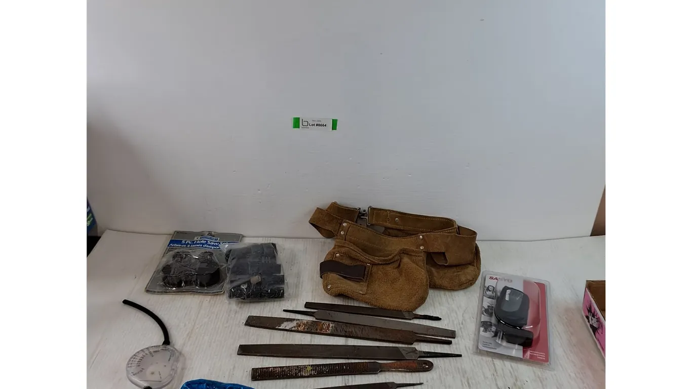 (5) Files, (1) Rasp, (1) Chain, Hole Saw Set, Tool Belt As-Is