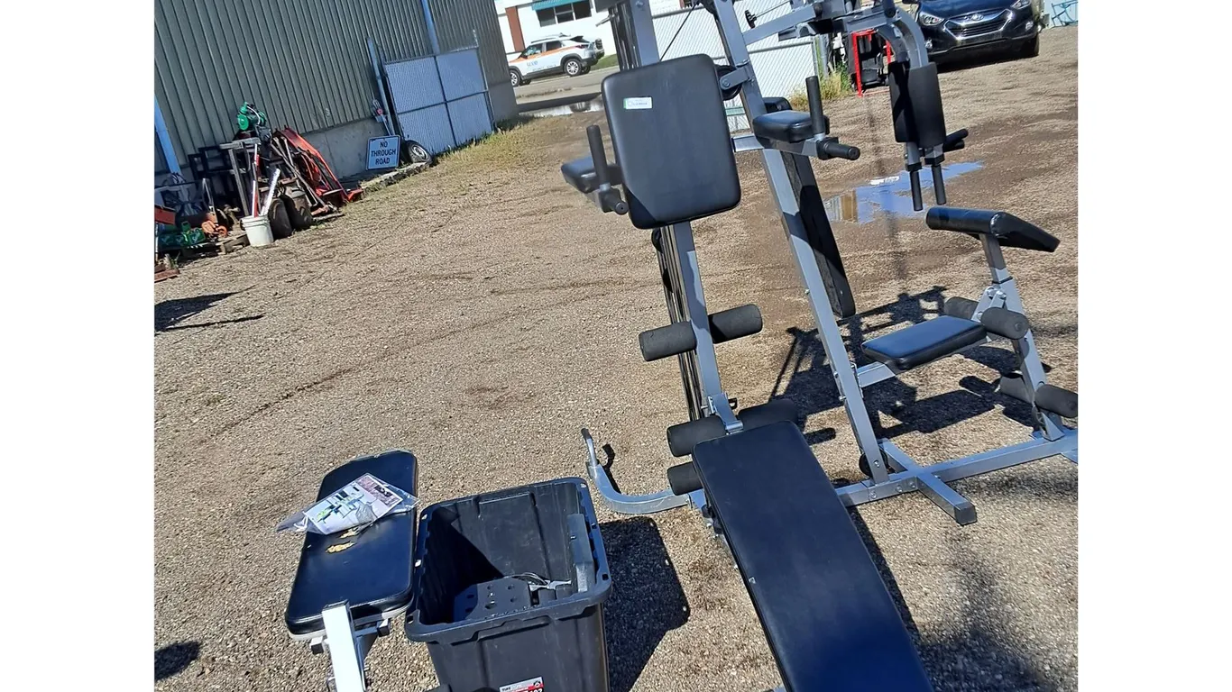 ***Cable Workout Machine and Weight Bench Tote Not Included, Pickup Only