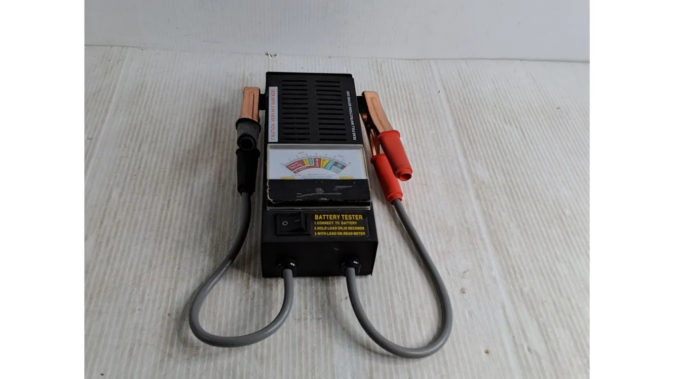 Battery Tester (powers on)