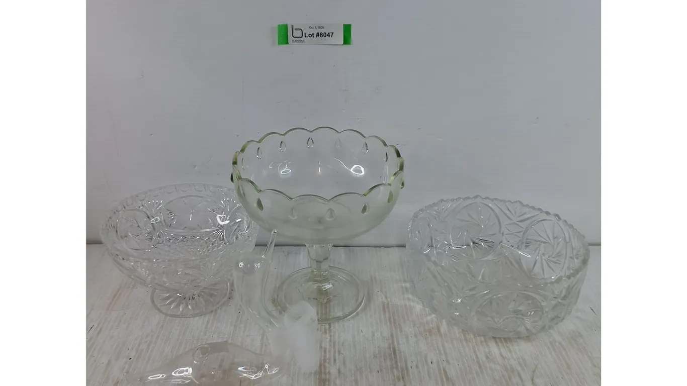 (2) Glass Footed Bowls, (1) Glass Bowl, (1) Small Glass Swan
