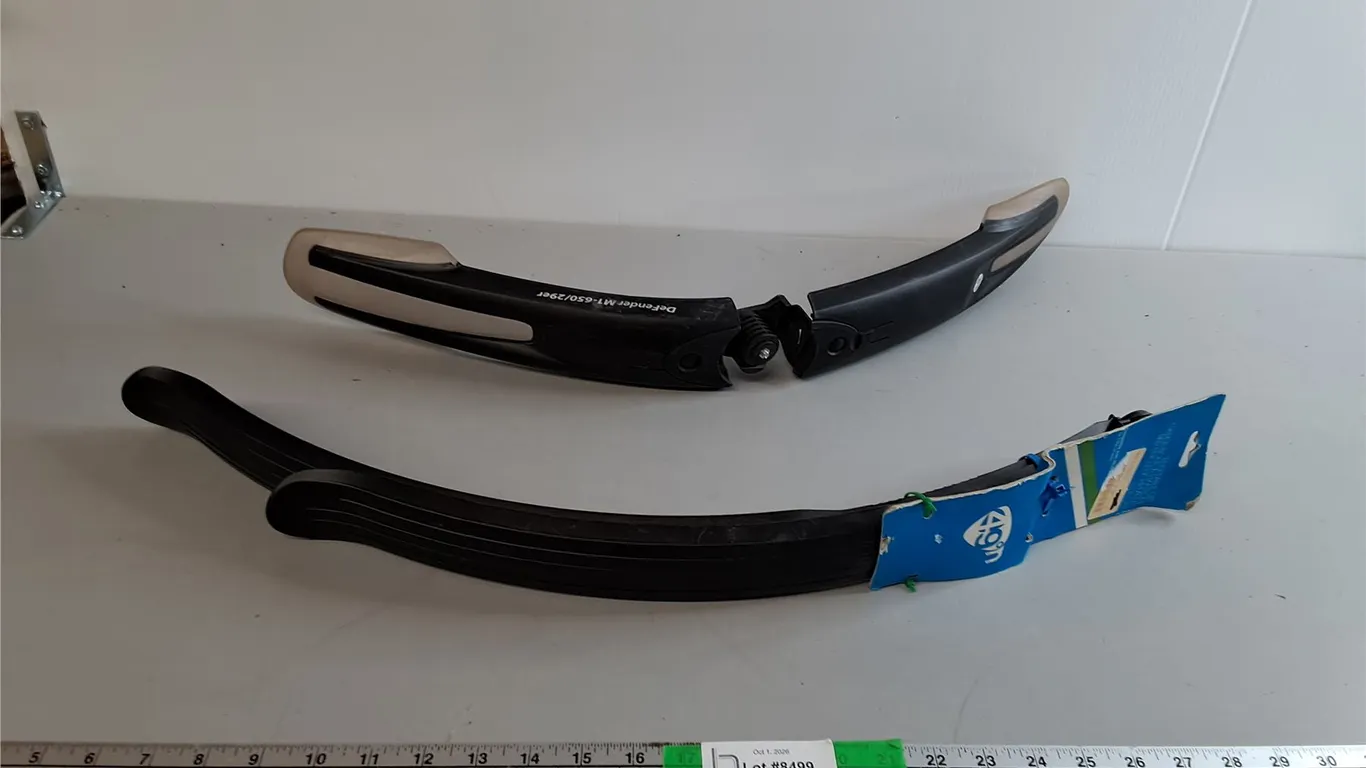 (2) Bicycle Fenders- Can't Ship